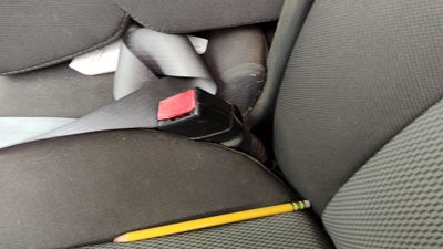 2004-2005 Ford F150 Driver Left Front Seat Belt Buckle Receiver Oem Gray Me