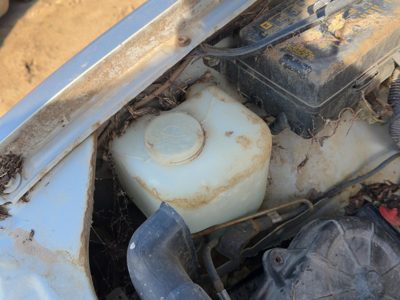 1991 Isuzu Pup Windshield Washer Fluid Reservoir With Pump Oem Wiper Tank