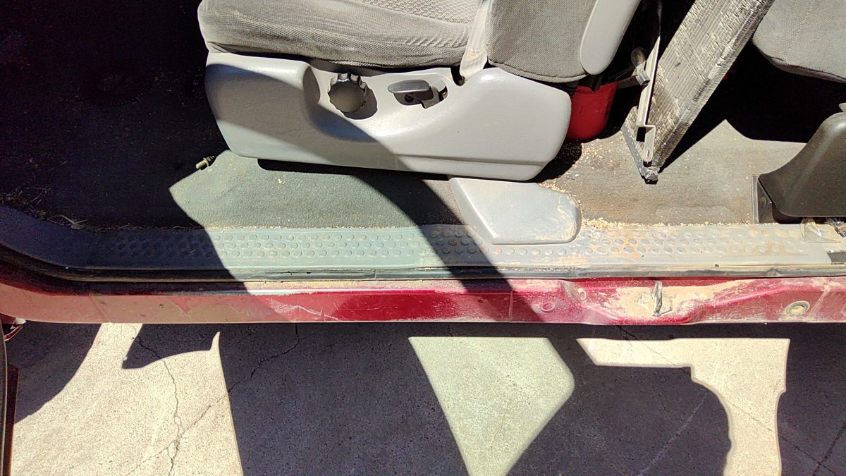 2003 Ford F250 Sd Pickup Kick Panel