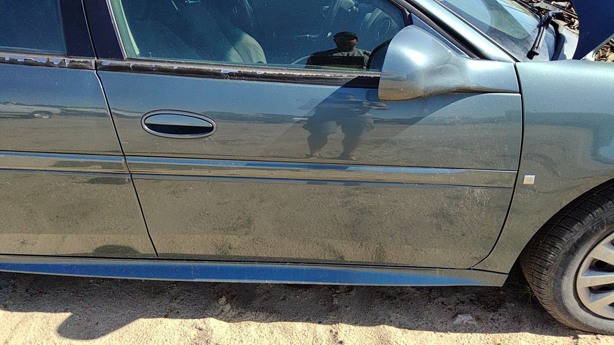 2007 Pontiac Grand Prix Front Door