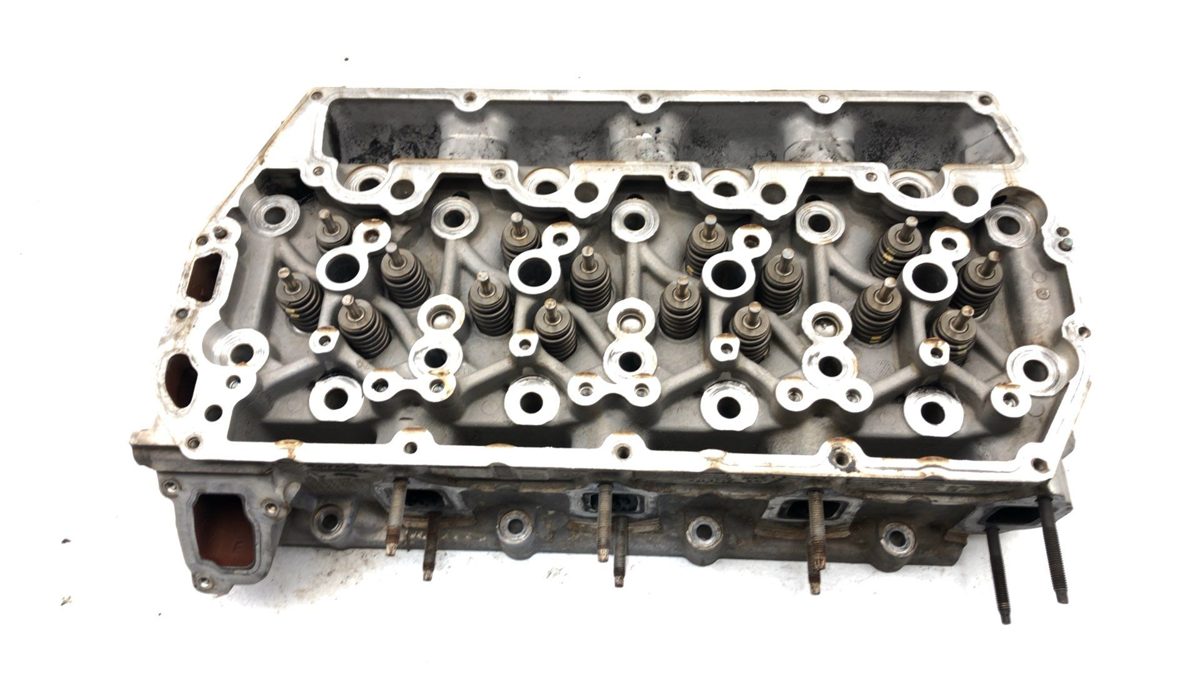 2015-2019 Ford F250 Passenger Right Cylinder Head Assembly 6.7L Powerstroke Oem
