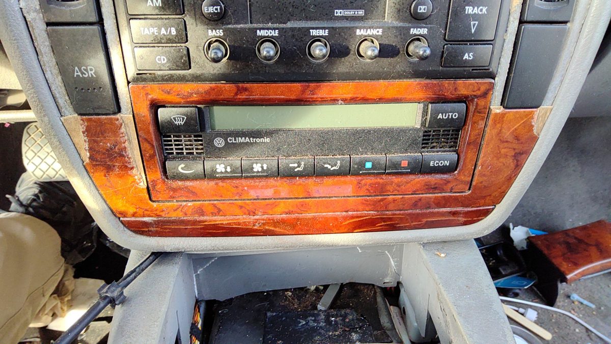 1998-2005 Vw Passat Temperature Control Module In Dash Heater Ac Head Unit Oem
