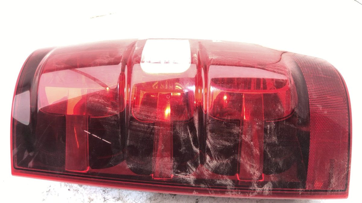 2007-2014 Chevy Suburban Driver Left Tail Light Oem Brake Lamp Rear 22837923