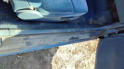 89 Olds Cutlass Cierra Passenger Right Lower Sill Step Moulding Trim Panel Blue