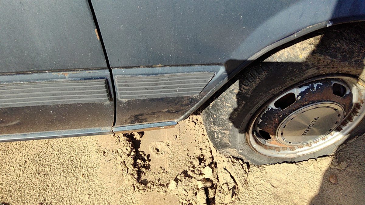 1986 Toyota Camry Passenger Right Moulding From Fender Oem Trim Strip