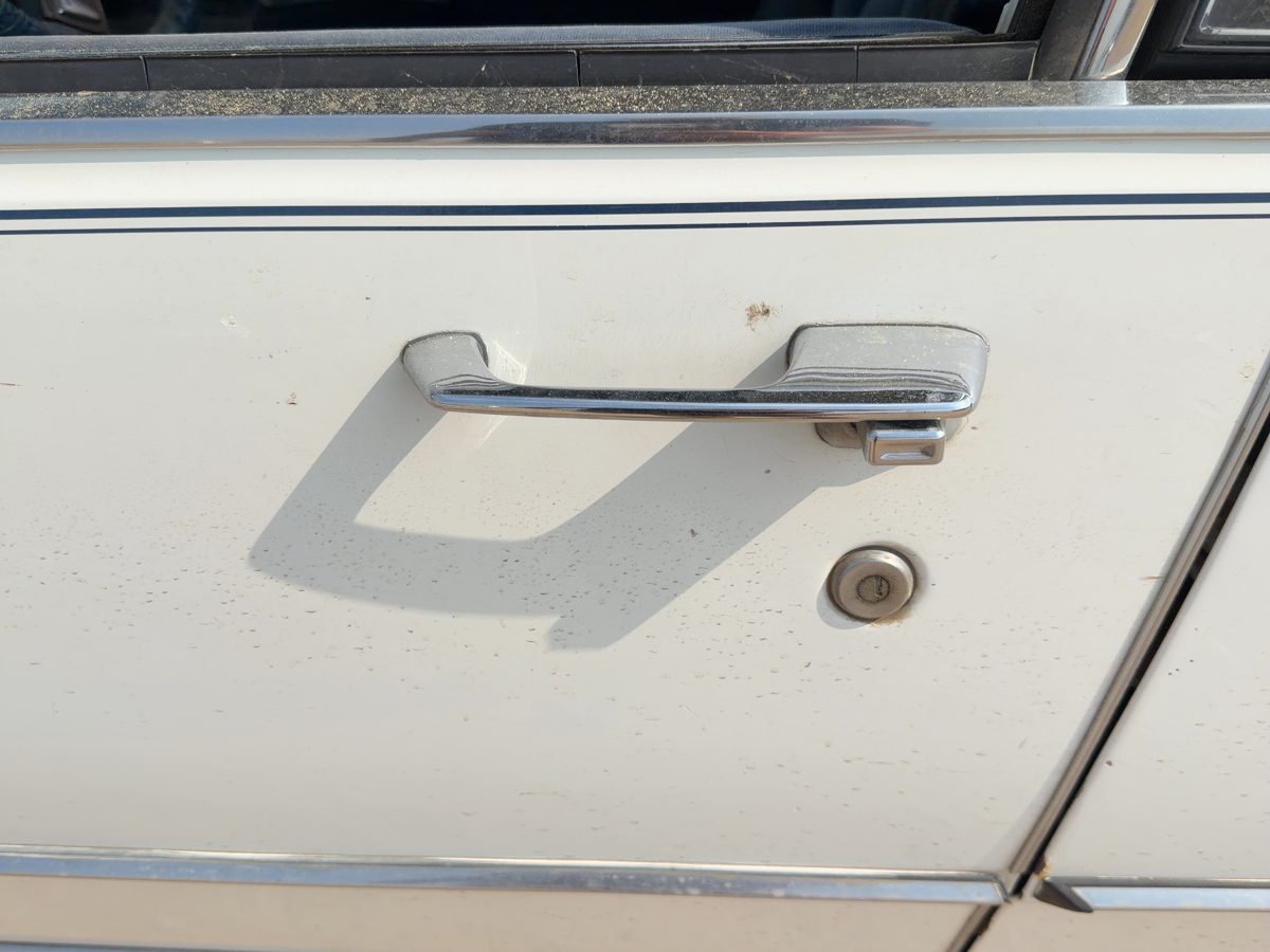 1986 Oldsmobile 98 Driver Left Front Outside Door Handle Oem