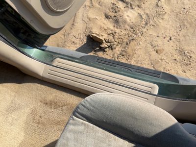 06 Kia Sorento Passenger Right Lower Sill Step Moulding Trim Panel Oem Beige Fc