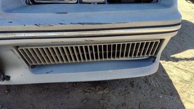 1982-1983 Oldsmobile Firenza Driver Left Front Grille Assembly Oem Silver