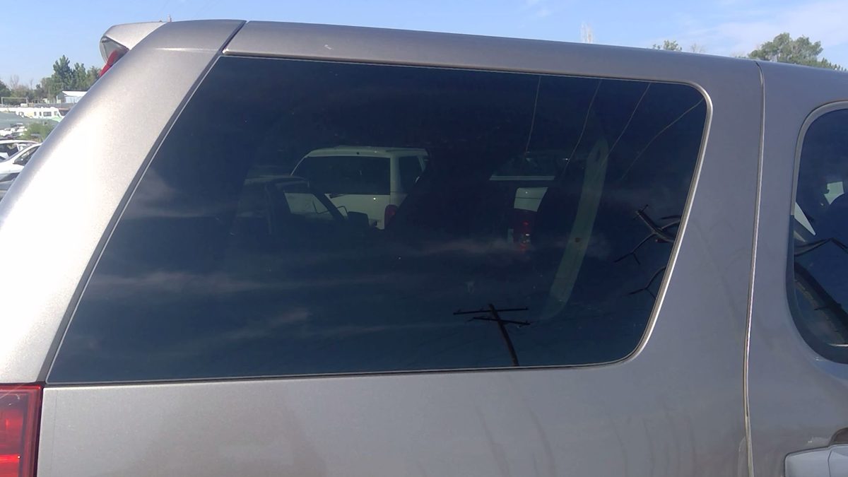 2009-2014 Chevy Tahoe Passenger Right Rear Quarter Glass Back Side Window Oem