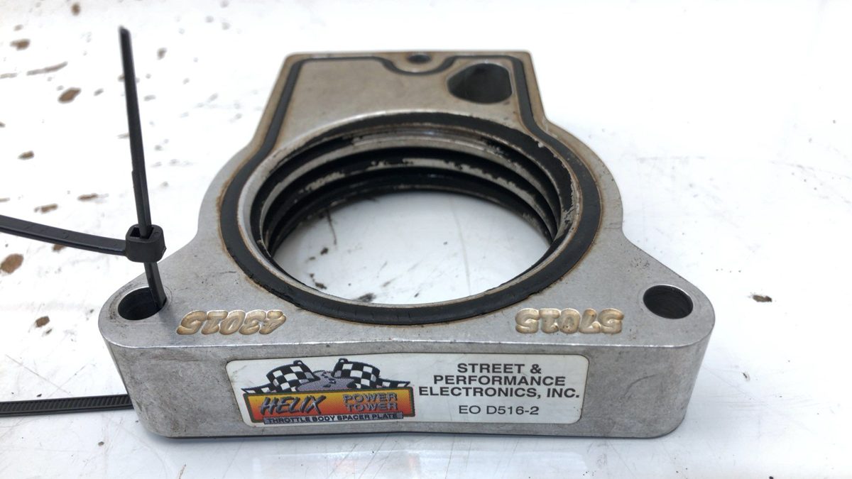 1996-1996-98 1996-98 Silverado 1500 4.3L Helix Throttle Body Spacer Adapter