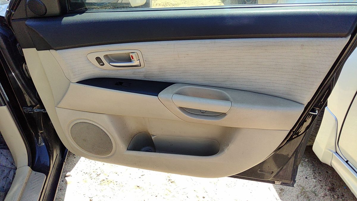 07-09 3 Passenger Right Front Inside Door Trim Panel With Switches Beige Br7