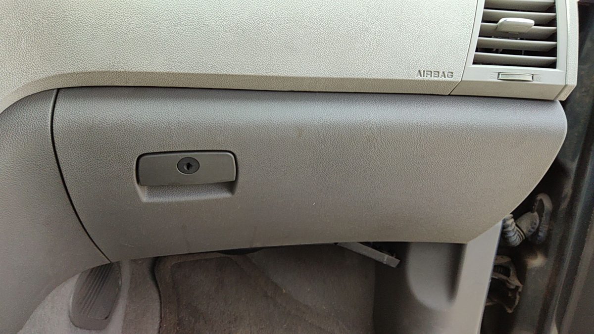 2009-2017 Chevy Traverse Glove Box Assembly Complete Door With Latch Oem Gray