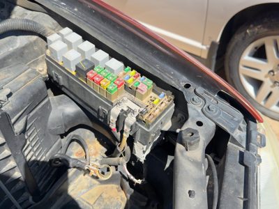 2006 Ford Escape Engine Fuse Box