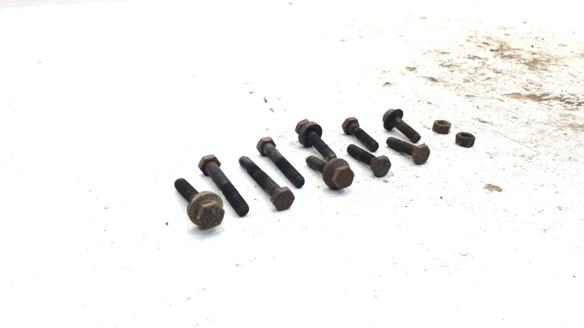 1981-1993 Dodge W250 Set Of Exhaust Bolts 360 5.9L Oem Factory Hardware
