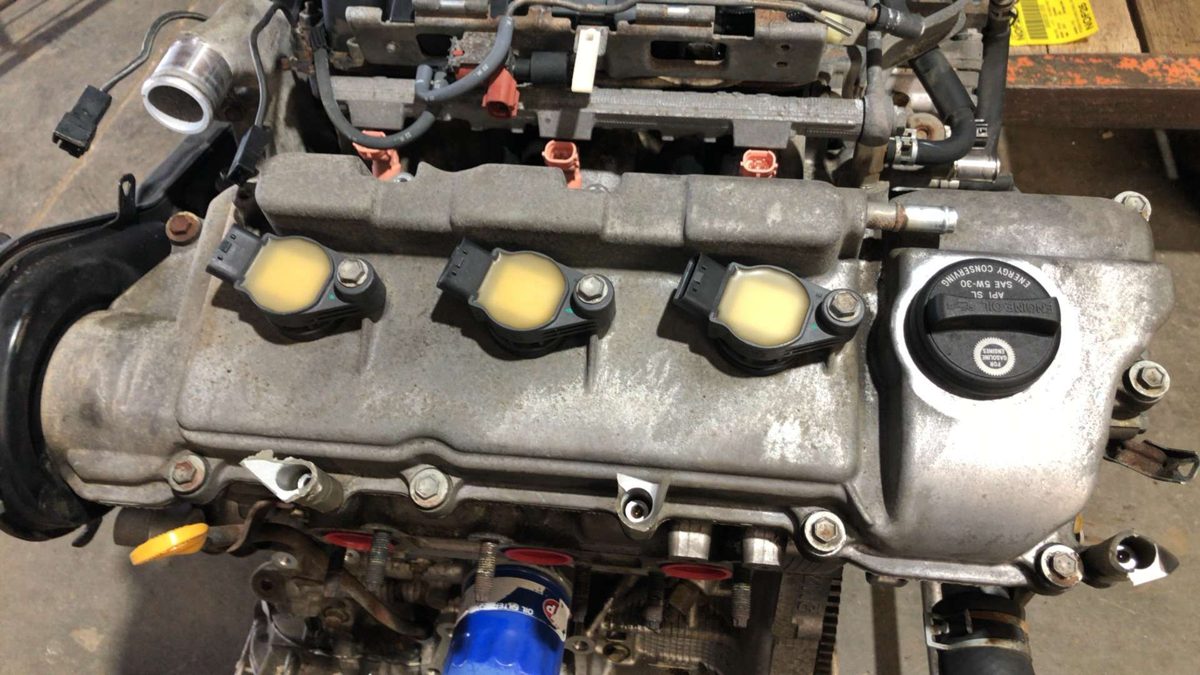 2006 Toyota Highlander Valve Cover