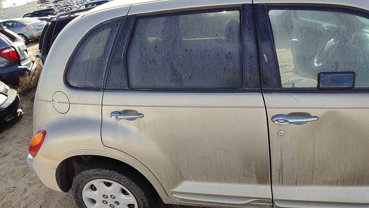 2002 Chrysler Pt Cruiser Rear Door