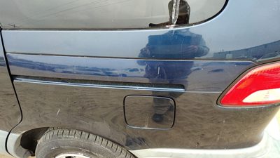 2001 Toyota Sienna Driver Left Rear Moulding Roller Cover Oem Blue 8Q0