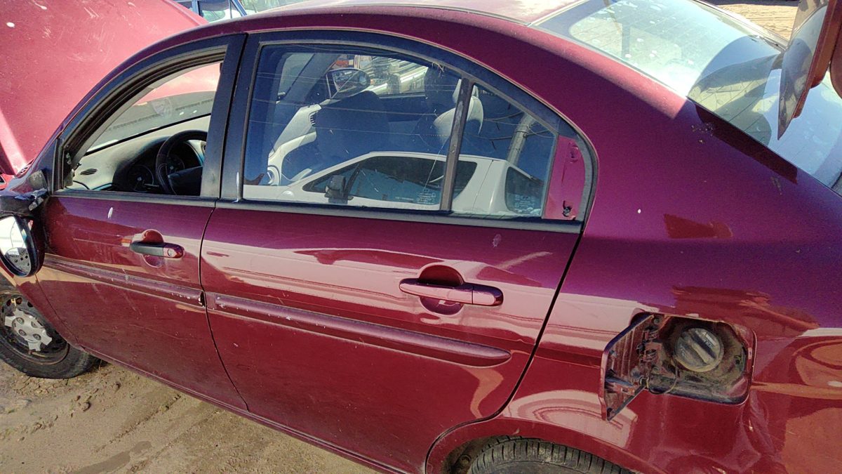 2007 Hyundai Accent Rear Door