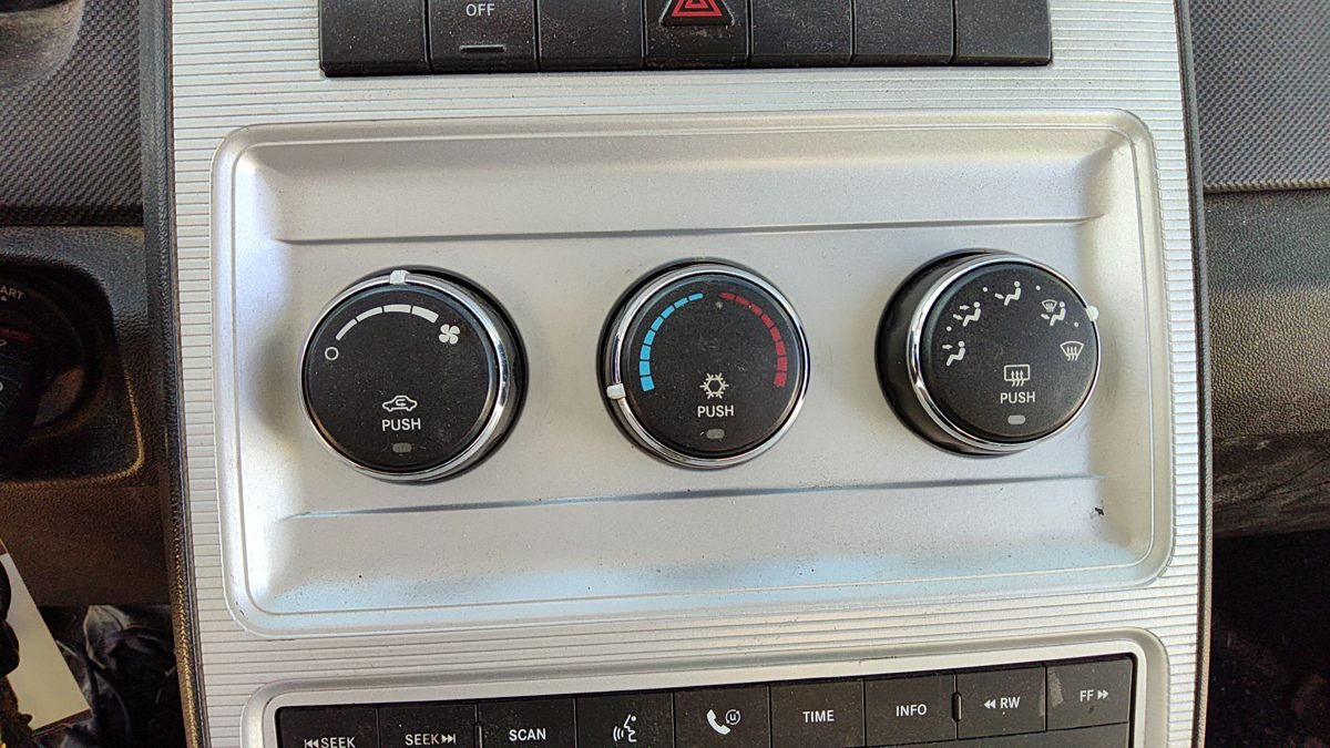 2009 Dodge Journey Temperature Control Module In Dash Heater Ac Head Unit Oem