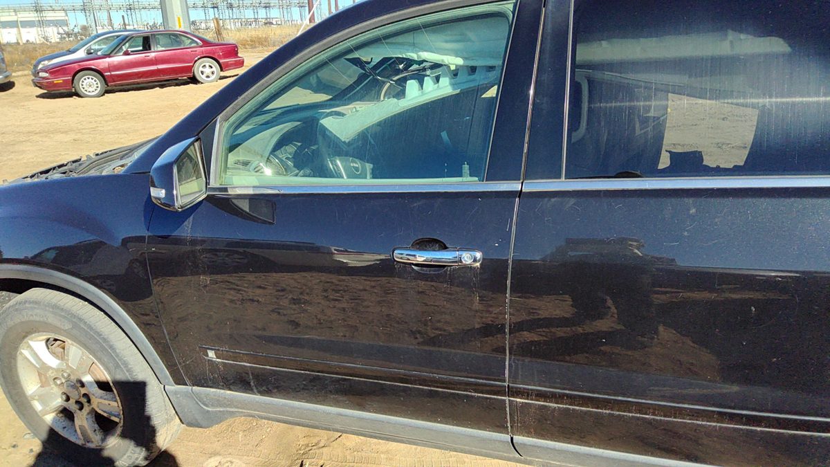 2009 Gmc Acadia Front Door