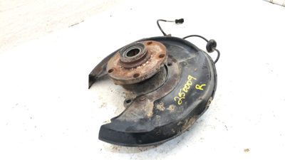 99-05 Vw Passat Passenger Right Rear Knuckle Oem Stub Axle With Hub Awd