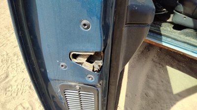 1994 Chevy S10 Blazer Driver Left Front Door Latch With Rods/Cables Oem