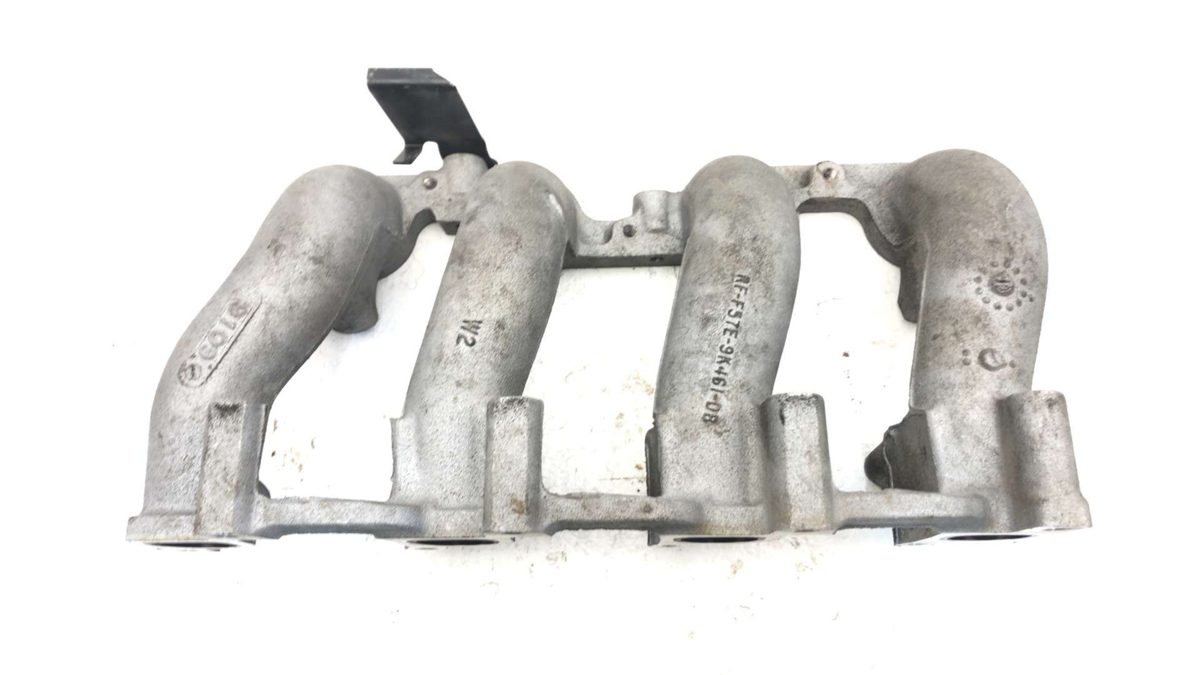 1998-2001 Mazda B2500 Lower Intake Manifold Oem 2.5L Zzm313100