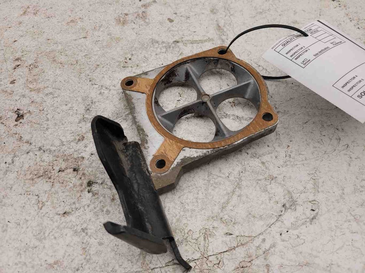 1990-1994 Nissan Pickup Hardbody Throttle Body Adapter Spacer Oem 1400186G10