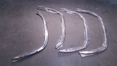 2001 Tahoe Fender Moulding