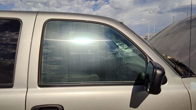 1999-07 Sierra 2500 Hd Passenger Right Front Side Window Door Glass Oem 15891715