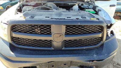 2016 Dodge Pickup 1500 Grille