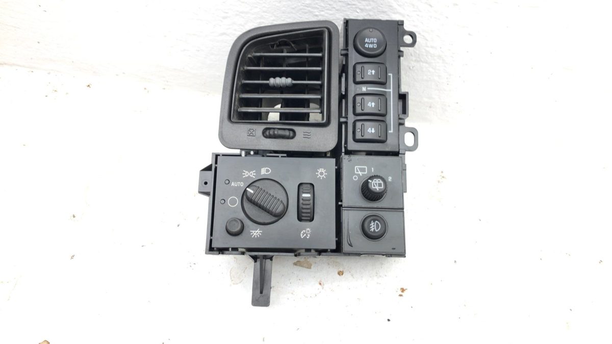 2003 Chevy Suburban 4X4 Headlight Rear Wiper Fog Light Switch 15034164