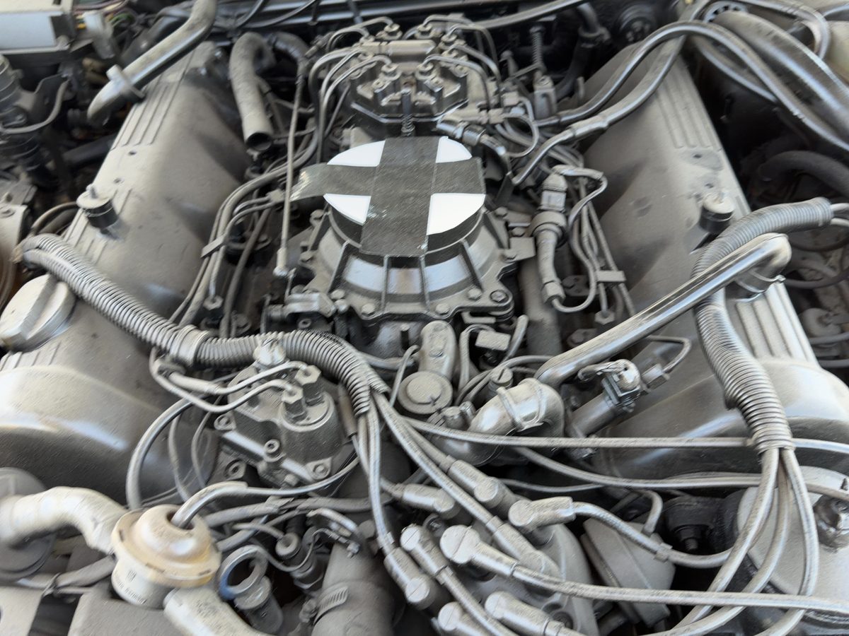 1980 Mercedes 450 Intake Manifold