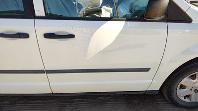 2008 Dodge Caravan Front Door