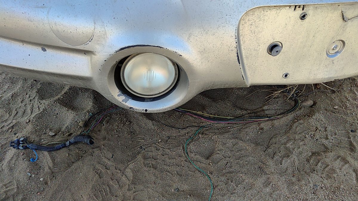 2004-2005 Pontiac Bonneville Passenger Right Fog Light Lamp Oem 10353349