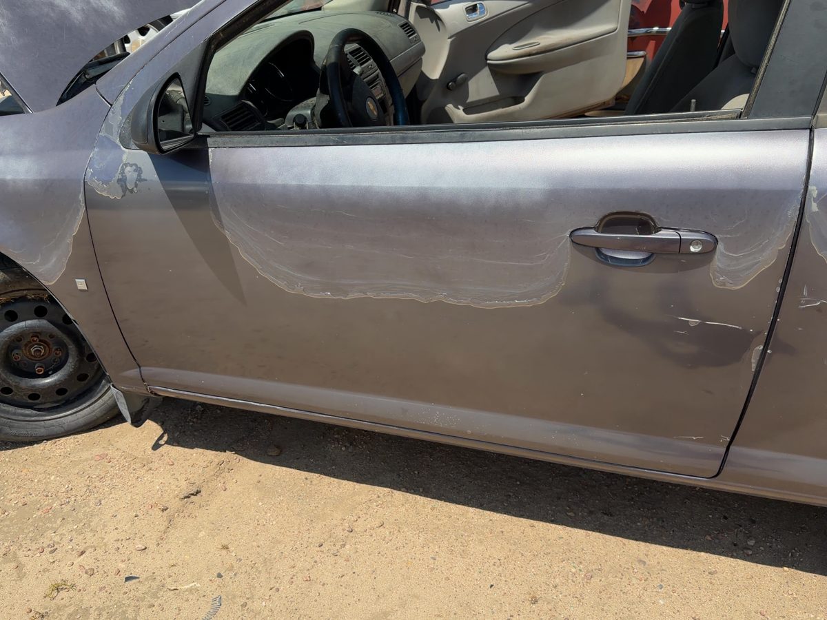 2006 Chevy Cobalt Front Door