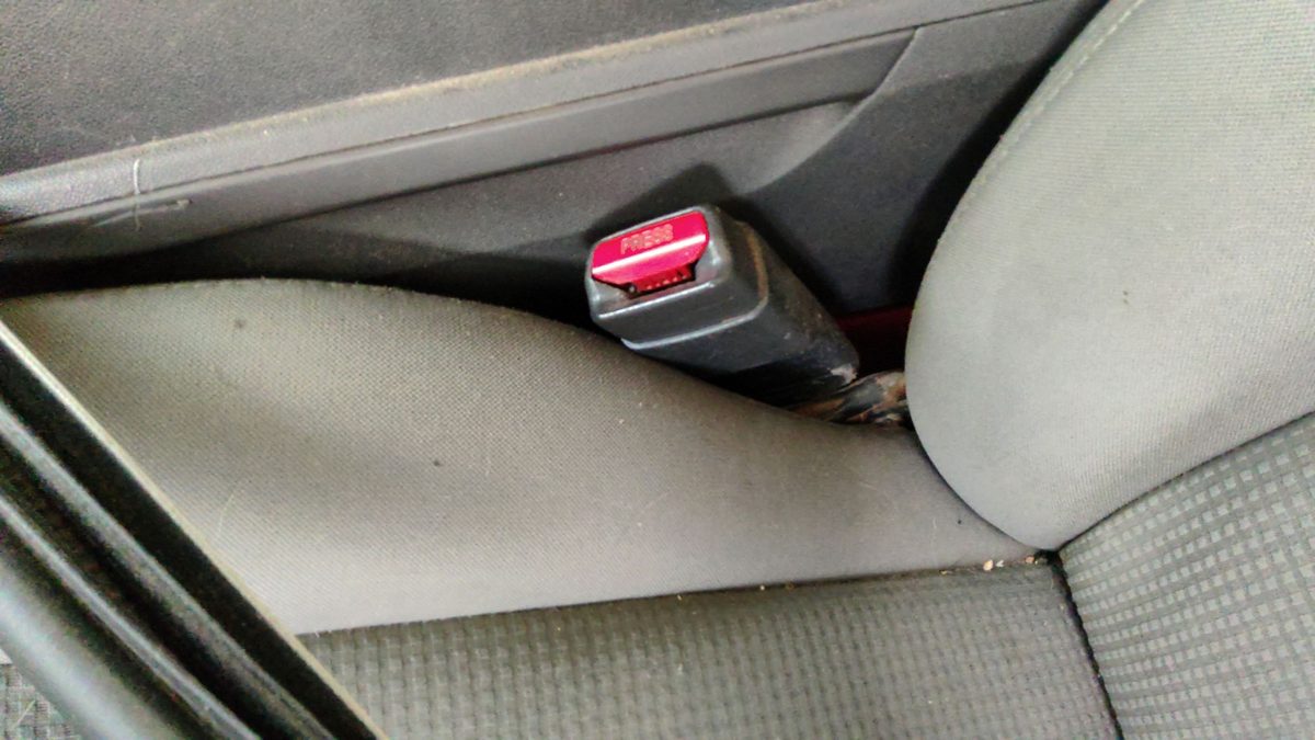 08-10 Dodge Charger Driver Left Front Seat Belt Buckle Receiver Db Slate Gray
