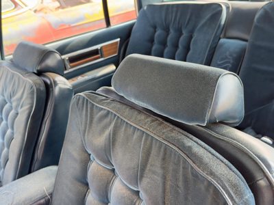 1986 Oldsmobile 98 Pair Of Front Headrests Oem Left Right Set Seat Blue
