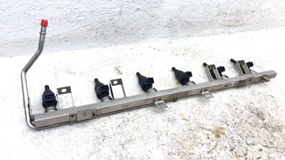 2004-2006 Bmw X3 Complete Fuel Rail With Injectors Set Loaded Oem 3.0L