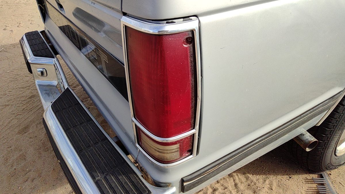 1982-1993 Chevy S10 Pickup Passenger Right Tail Light Brake Lamp Oem Rear