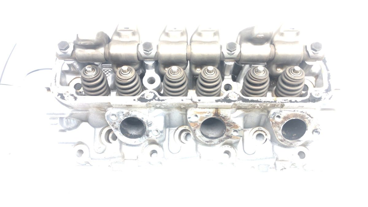 1998-2000 Dodge Caravan Cylinder Head Oem 3.3L 04694185