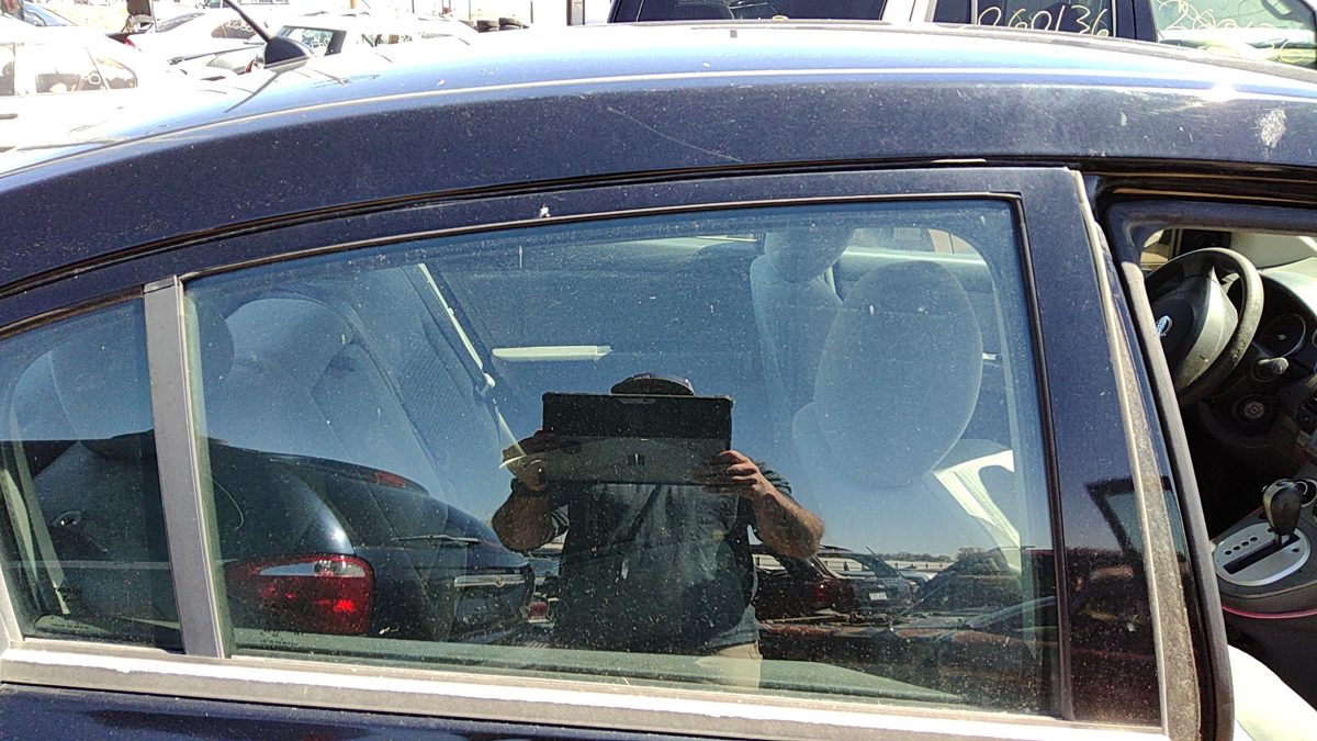 2007-2012 Nissan Sentra Passenger Right Rear Side Window Door Glass Oem Back
