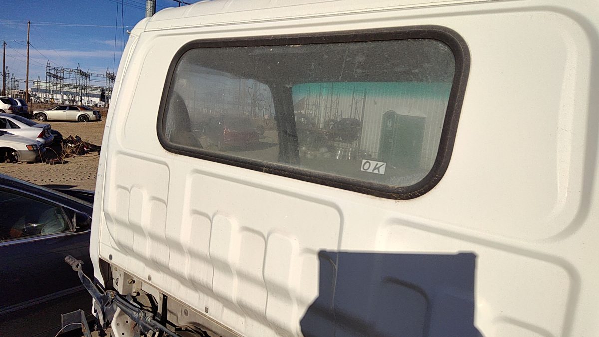 1996 Isuzu Npr Back Glass Rear Window Oem