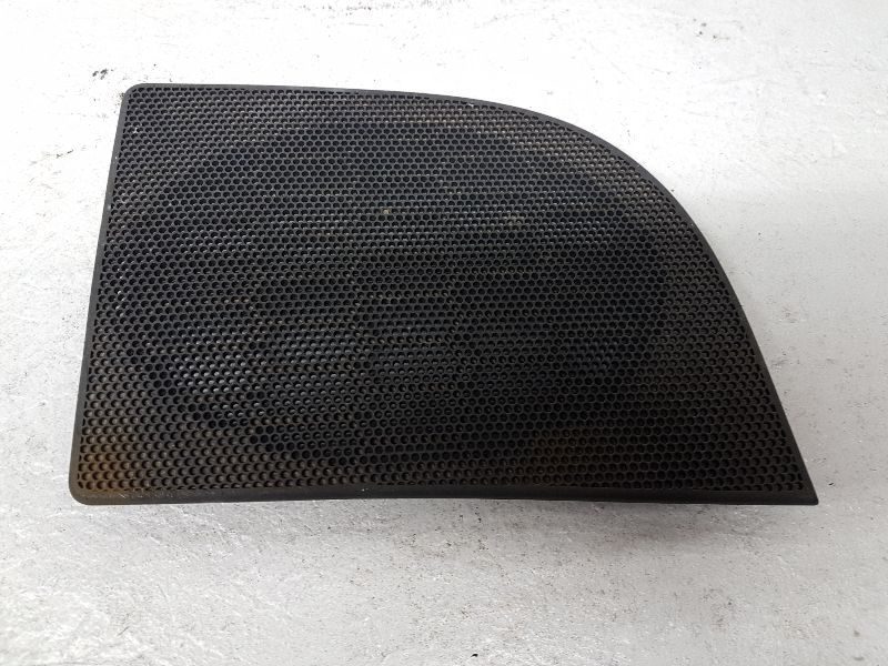 2005 Ford Mustang Driver Side Speaker Grill Left Grille Cover 4R33-63601A41-A
