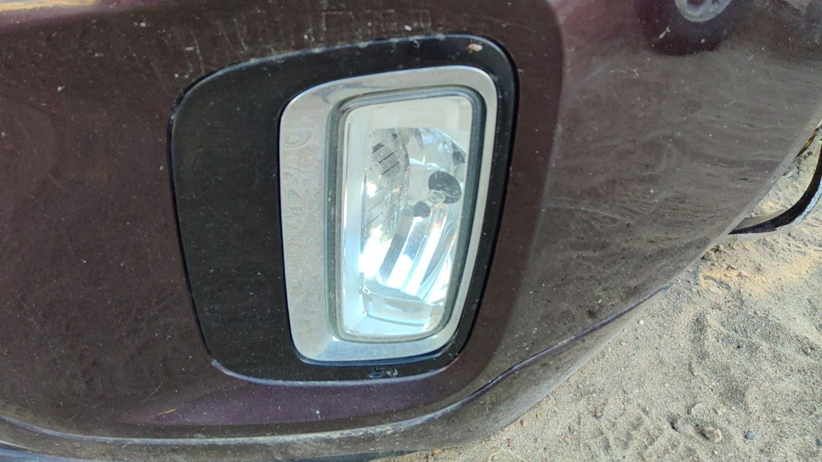 2014-2015 Kia Sorento Driver Left Fog Light Lamp Oem 922011U700