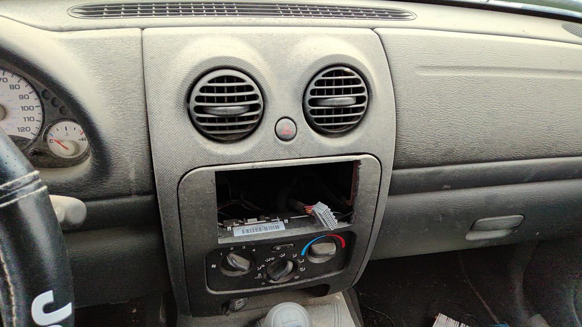2002 Jeep Liberty Trim Bezel Around Radio Surround Dash Panel Oem Gray M5dv