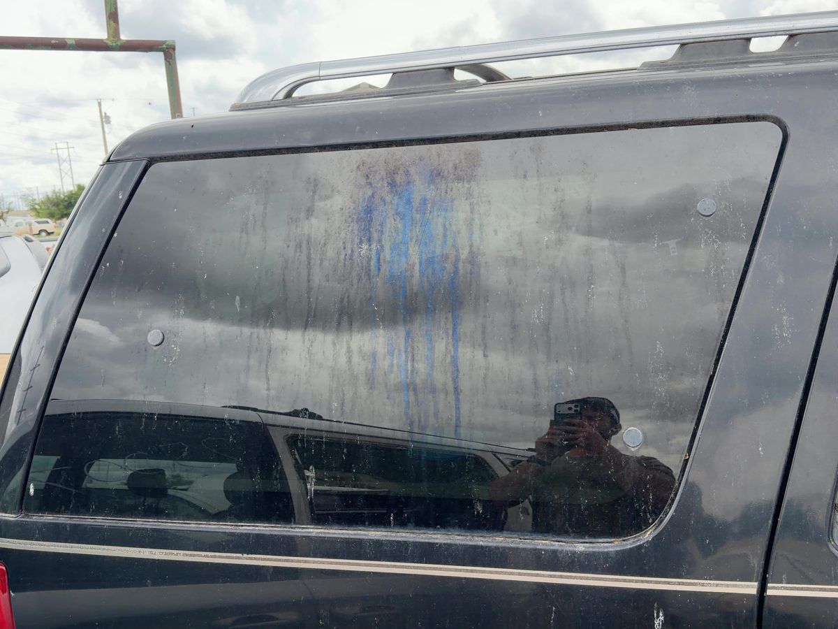 00-02 Ford Expedition Passenger Right Rear Quarter Glass Back Side Window Oem