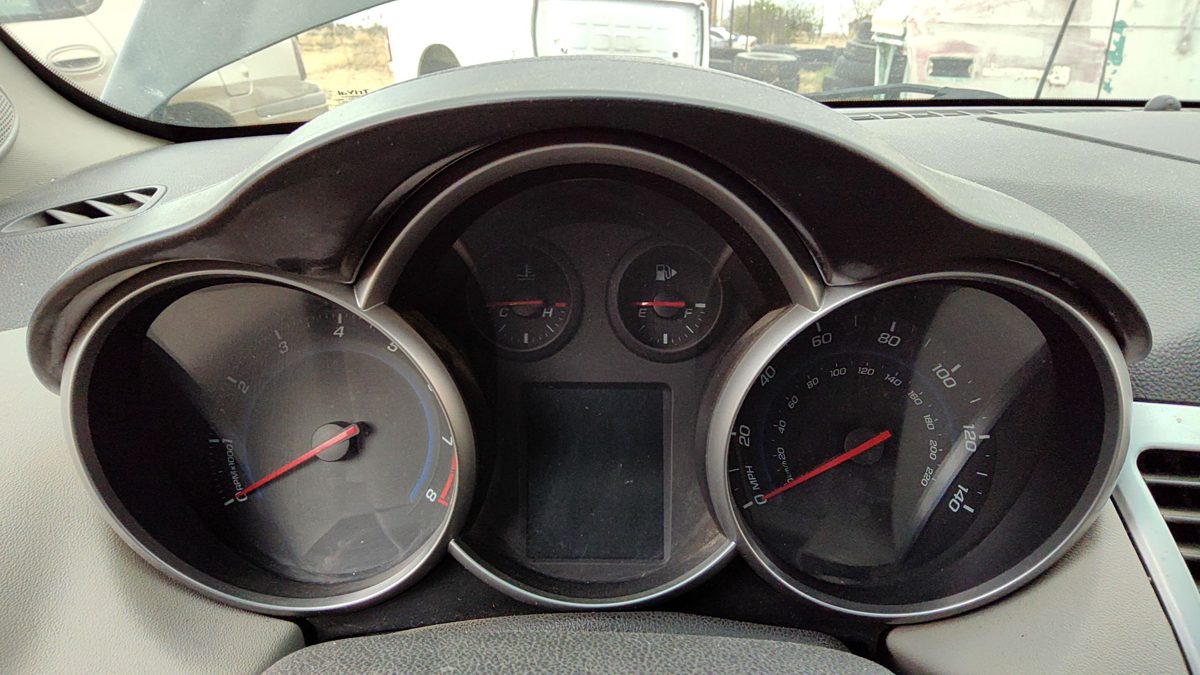2011 Chevy Cruze Speedometer