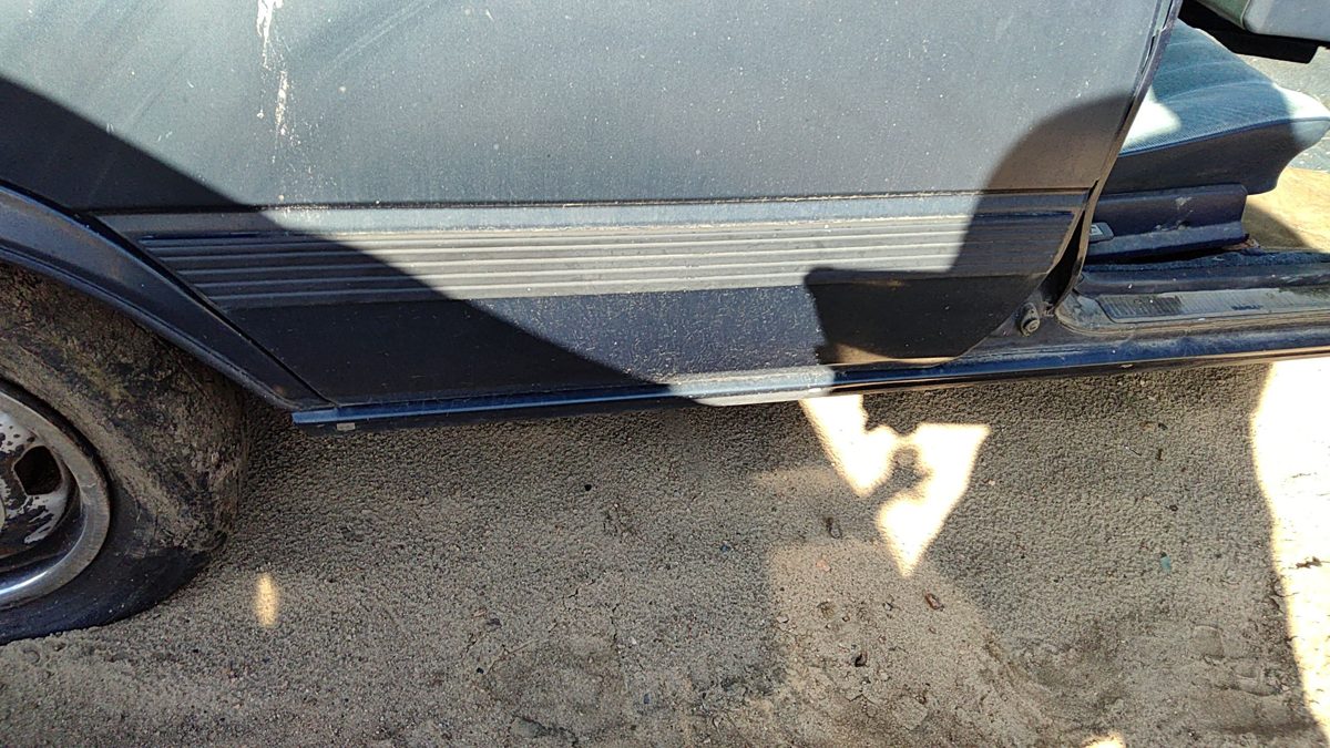 1986 Toyota Camry Passenger Right Rear Moulding From Door Oem Back Trim Strip