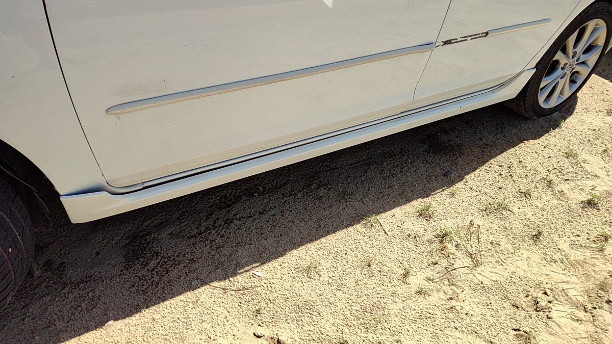 2007-2008 Mazda 3 Driver Left Lower Rocker Panel Moulding Side Skirt Oem